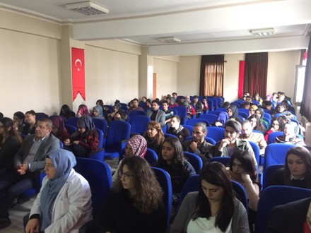 OKULUMUZDA BOZKIR TOPLUM SAĞLIĞI MERKEZİ HIV AİDS KONULU SEMİNER YAPTI